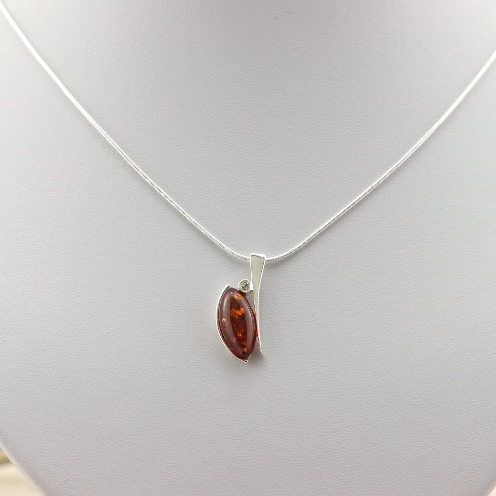 Sterling silver necklace with natural Baltic amber, 925 sterling silver necklace - Picture 4 of 9